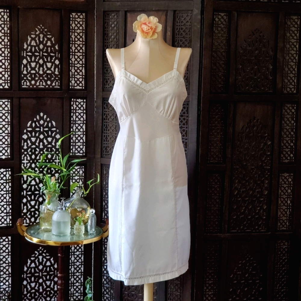 Cotton blend Vintage slip Size 38